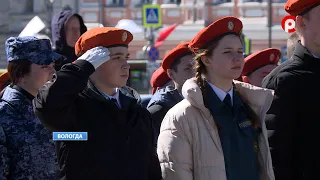 Генеральную репетицию школьного шествия провели на площади Революции