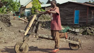 Chukudu, Kendaraan Unik Tanpa Mesin Yang Terbuat Dari Kayu