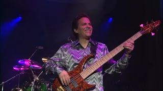 Toto - While My Guitar Gently Weeps (2003) [HD] (CC)