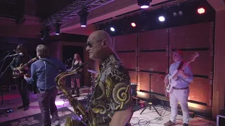 Tennessee Whiskey - Chris Stapleton with SAXOPHONE - Performed by Hot Sax