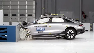 2023 Hyundai Ioniq 6 updated moderate overlap IIHS crash test