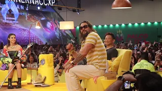 Jason Momoa is welcomed to the sound of screams and Warner's panel puts CCXP 23 in his pocket!