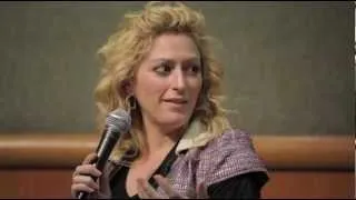 Jane McGonigal & Jennifer Haley: Possibilities and pitfalls of virtual experience