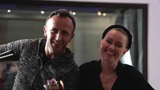 Ondrej Kandráč a Natália Puklušová & BAND - Ľúbi, kto dúfa   (Official Music Video 2022)