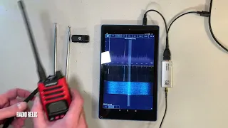 Taking a look at an SDR (Software Defined Radio)