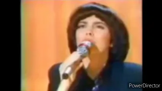 Mireille Mathieu High Note Eb5 in Je me parle de toi