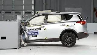 2015 Toyota RAV4 driver-side small overlap IIHS crash test