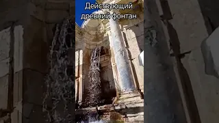 Вода в древнем фонтане античного Сагалассоса (Турция)