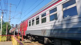 ЭД4М 0317 с зацеперами сзади