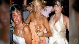 15 Embarrassing Photos Taken At The Right Moment
