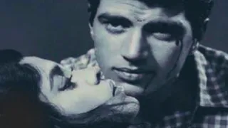 mujhko is raat ki tanhai me aawaz.. DBTHBT1960_ Dharmendra_Mukesh _Lata _ShamimJaipuri_Kji-Aji_a tri