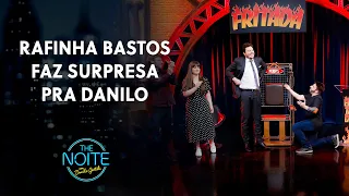 Rafinha Bastos faz surpresa pra Danilo Gentili | The Noite (27/09/21)