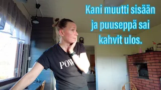 Kani häkkiin sisälle ja puusepälle kahvit ulos telttaan 😅 || Arkivlog