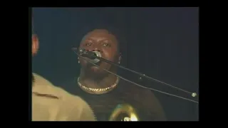 Do'm Laj [Lead Vocal: Black Easy] - Mass Konpa  Live à Paris (2004)