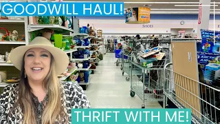 GOODWILL THRIFTING! This is why you ALWAYS look in the glass section! 🙀💰 Goodwill Thrift Haul
