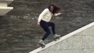 Woman Roller Skates Down Stairs: Best Videos Of The Week