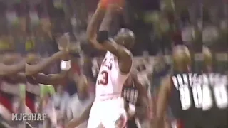 Michael Jordan is An Air Magician! (1992.03.01)