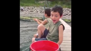 Funny Fishing fails compilation#1 لقطات من مواقف الصيد