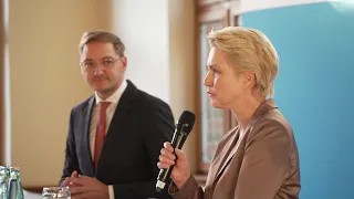 Ministerpräsidentin Schwesig in Wismar: Bürgerforum zum Thema Energie