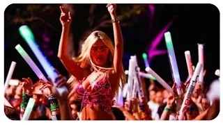 Best Russian House song - Dance Club Mix   сравнился с Quest Pistols Show Санта Лючия.