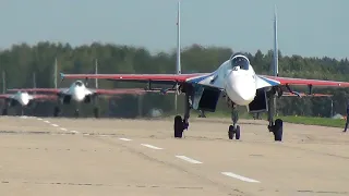 "Русские Витязи" на Су-35с (Su-35s). Проходы мимо зрителей, рулежка, взлёт. Аэродром Кубинка.