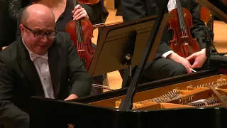 Alexander Gavrylyuk performs Grieg's Piano Concerto (excerpts)