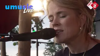 The Common Linnets - Still Loving After You - Live @ Tuckerville 2017 | NPO Radio2