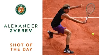 Shot of the Day #13 - Alexander Zverev I Roland-Garros 2021