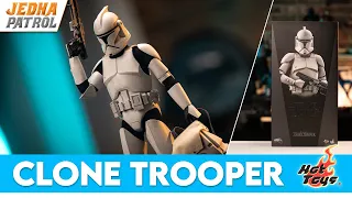 Hot Toys Clone Trooper Unboxing & Review