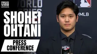 Shohei Ohtani Reacts to Receiving Commissioner's Historic Achievement Award for Historic 2021 Season