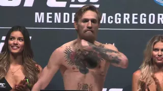 Conor McGregor VS Chad Mini Mendes weigh in  UFC 189