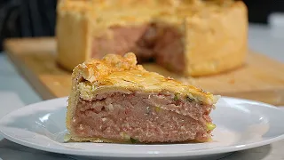 Corned Beef and Potato Pie CLASSIC UK Dish