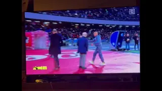 Napoli coach stretch handshake 🤝