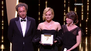 Diane Kruger (Prix d'Interprétation Féminine) rend hommage aux victimes du terrorisme