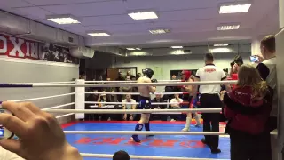 Боец со сломанной рукой выиграл бой НОКАУТОМ как UFC! Broken arm Fighter win by KNOCK OUT! like UFC!