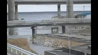 [Stabilized] Tsunami Rushes Up River, Noda, Iwate Prefecture