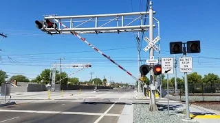 Sacramento Light Rail, Meadowview Road Crossing, New E-Bell, Sacramento CA