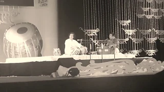 Ustad Zakir Hussain at Kolkata: Drut Teentaal