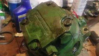 John Deere pump teardown