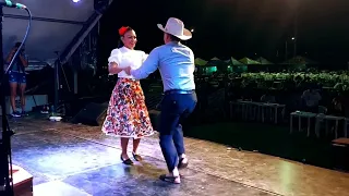 Arligton Medina y Lizeth Valencia-3er puesto festival del Topocho 2022-pareja de baile tradicional.