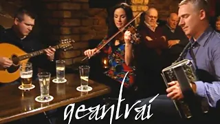 Brenda Curtin, Dónal Murphy & Kevin Murphy | Tigh Uí Mhurchú | Geantraí 2012 | TG4