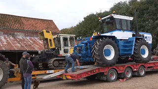 Unloading Jamie's FORD FW60 ARTIC at Field of Friends