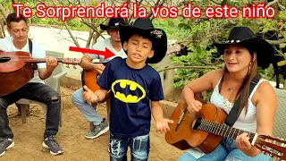 Andy viene con todo a cantar:La Basurita Este niño te sorprenderá