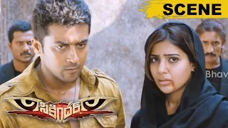 Rowdies Kidnap Samantha To Catch Surya - Latest Telugu Movie Scenes - Sikindar