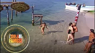 L'Isola dei Famosi - Un bacio rubato per Kaspar Capparoni e la moglie Veronica