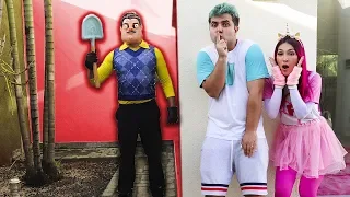 Wiizinho e Franzinha estão tentando fazer amizade com Hello Neighbor