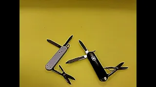 Victorinox Classic SD ALOX ~vs.~ Victorinox Classic SD.