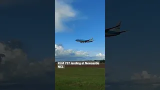 KLM 737 landing at Newcastle NCL #planespotting #737