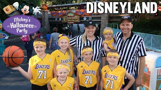 Mickey's Halloween Party at Disneyland 2018 - Family Fun Pack Lakers