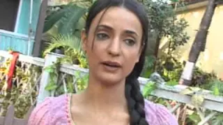 On Location of IPKKND Sanaya talking abt Mohit's show